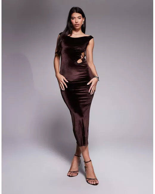 Asos Design velvet midi dress with scorpion embellishment- in Black |  Stylemi