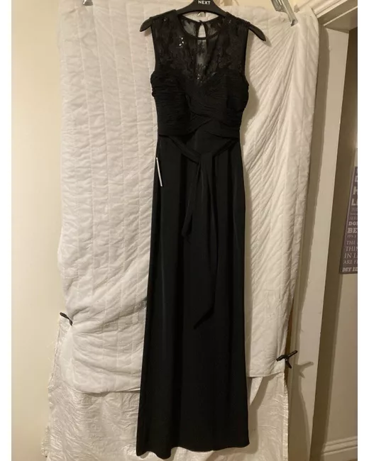 Lipsy Dresses for Women | Stylemi