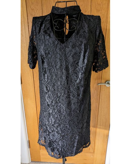 lace neckline prom dress Spaghetti Strap V-neck Prom Dresses A-line Lace Applique Formal Dress –  Viniodress main image 1