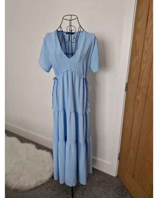 Boohoo Maxi Dress From Medium in Black | Stylemi