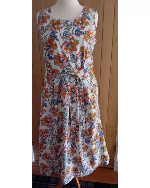 Seasalt BNWT 20 Midi Fit Flare Organic Cotton Belle Dress in Red | Stylemi