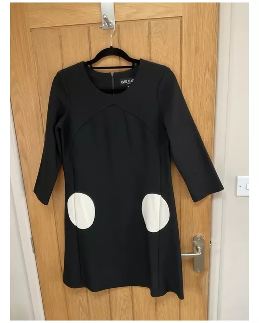 London Dresses for Women | Stylemi