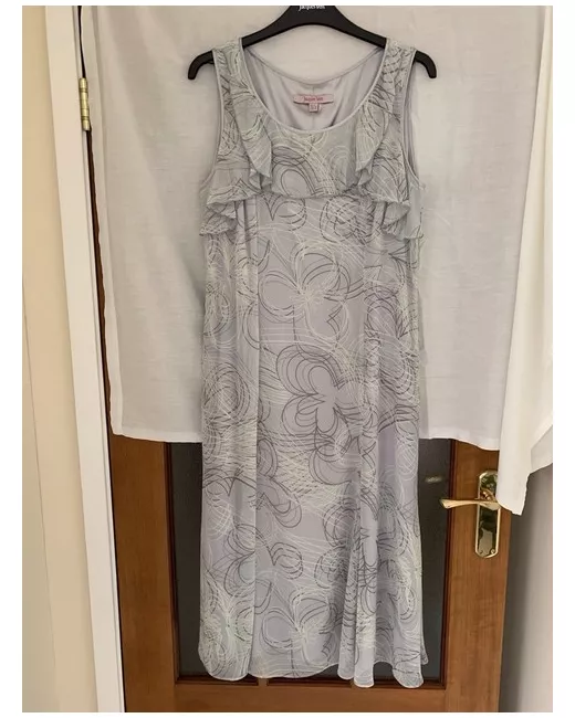 slim fit dress slacks JACQUES VERT TURQOUISE & GREY PRINT OCCASION DRESS & BOLERO CARDIGAN S –  Whispers Dress Agency