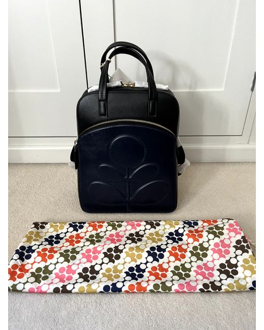 Orla Kiely Genuine Gold Leather Emilia Petite Backpack Spot  display picture 3