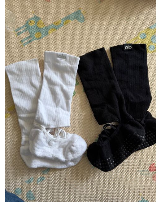 Alo Socks for Women | Stylemi