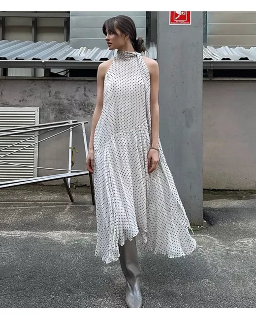 images of halter neck wedding dresses Halter neck bridal dress 6 US / Cold Ivory main image 0